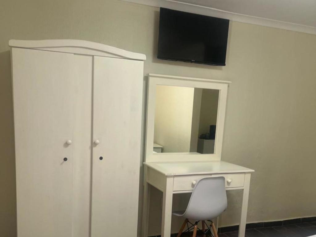 Karee Guesthouse Thabazimbi Bilik gambar
