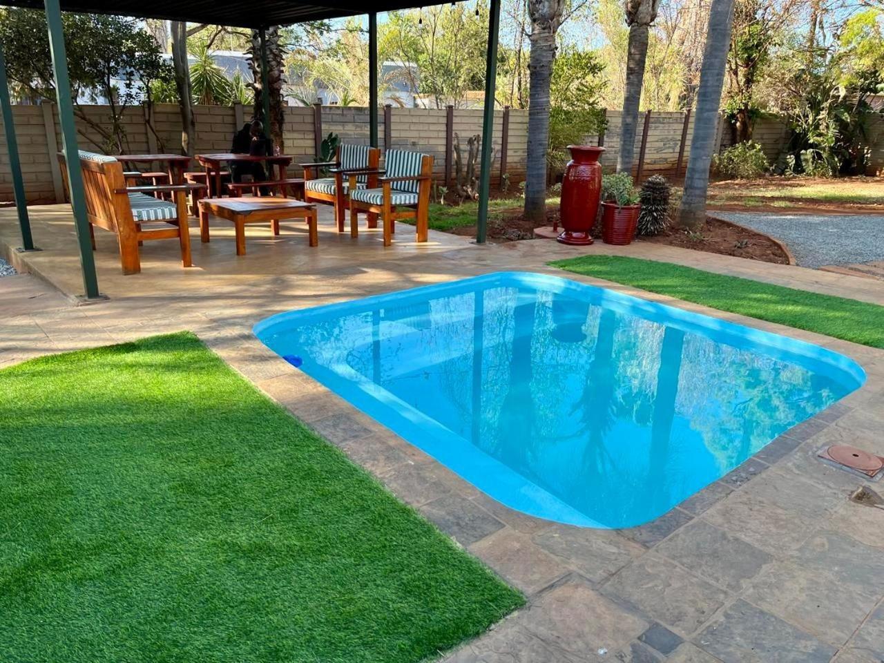 Karee Guesthouse Thabazimbi Luaran gambar